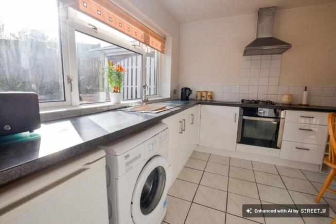 3 bed Terraced for sale Image 4