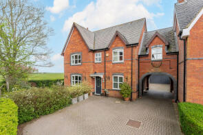 17, Hall Close, Northampton NN6 6AJ