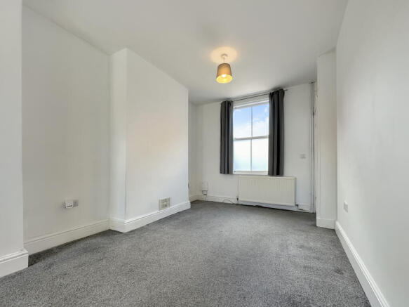 3 bed Terraced for sale Image 4