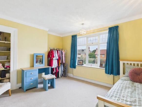 4 bed Semi-Detached for sale Image 9