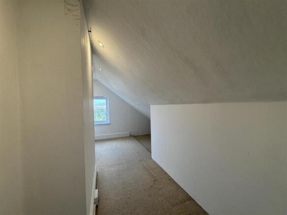 Attic Room / Office