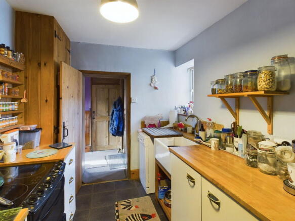 4 bed Link Detached House for sale Image 7