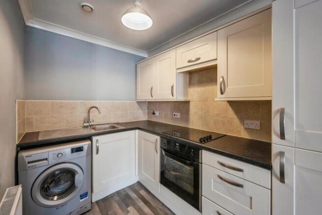2 bed Apartment for sale Image 5