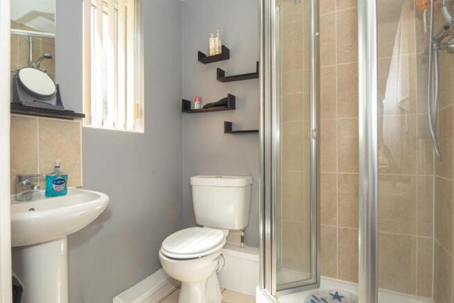 2 bed Flat for sale Image 12