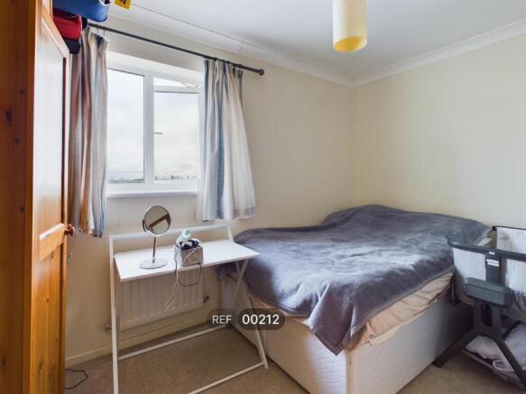 2 bed Apartment to rent Image 7