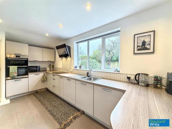 Highfield Drive Eaglescliffe, Stockton-On-Tees TS16 0DN photo 4