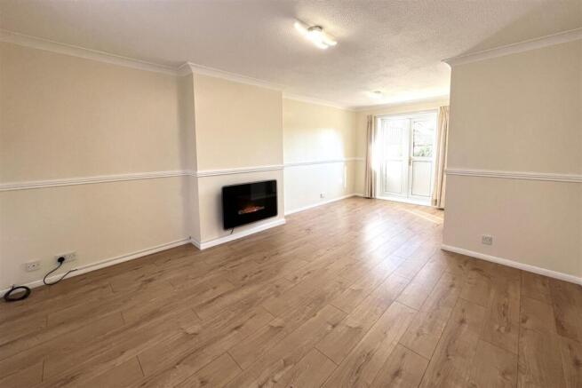 Living Room.JPG