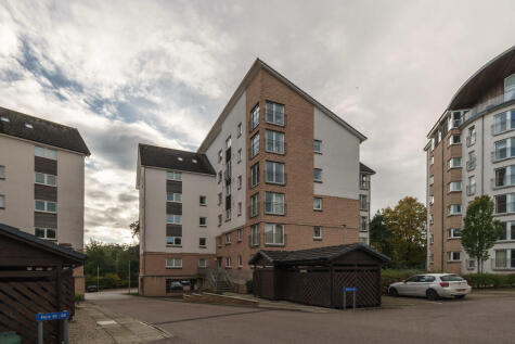 Shaw Crescent, Aberdeen
