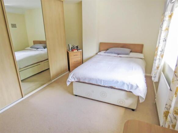 Bedroom One 1.JPG