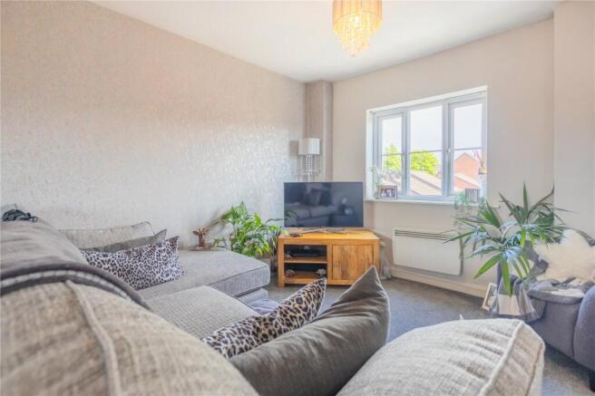 Windmill Close, Royton, Oldham, Greater Manchester, OL2 photo 4