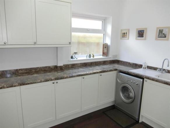 Fitted Utility Room
