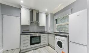 28, Kellino Street, London SW17 8SY