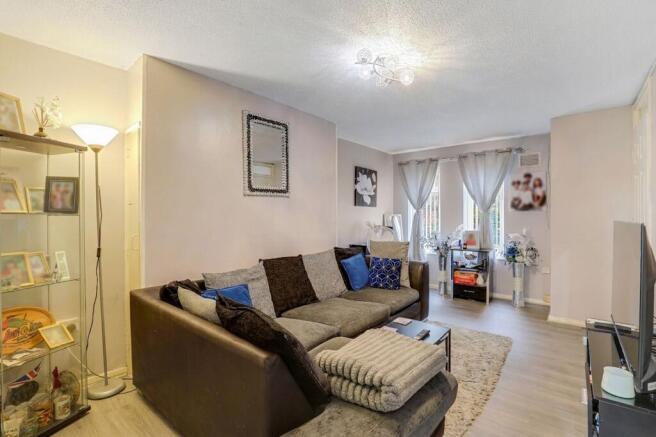 Mill View Close, Nottingham, NG2 photo 2