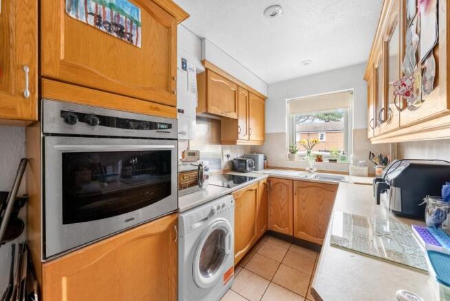 2 bed Terraced for sale Image 7