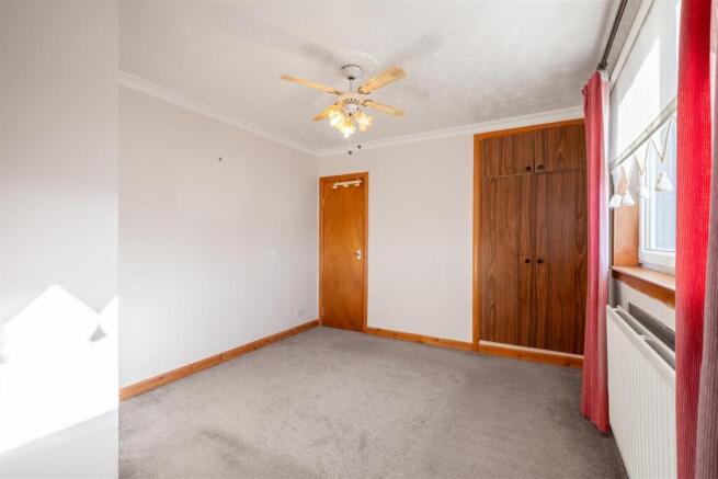bedroom.two.a.jpg