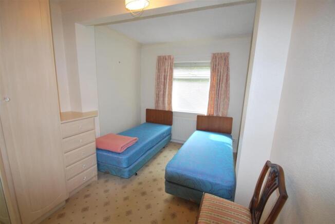 blue bed2.JPG