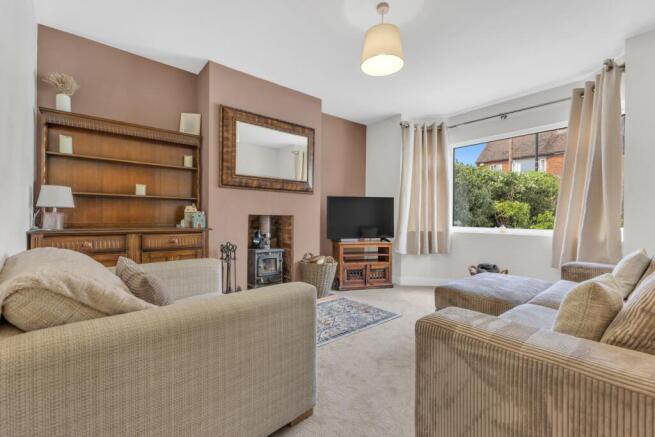 4 bed Semi-Detached for sale Image 4