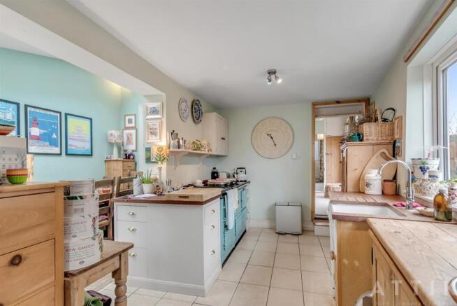 Attik 9 St Johns Road, Bungay NR35, 1DH (21).jpg