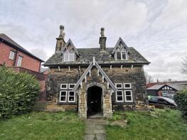 2, Ash Crescent, Headingley, Leeds LS6 3LE