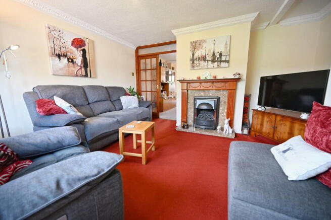 3 bed Semi-Detached for sale Image 8