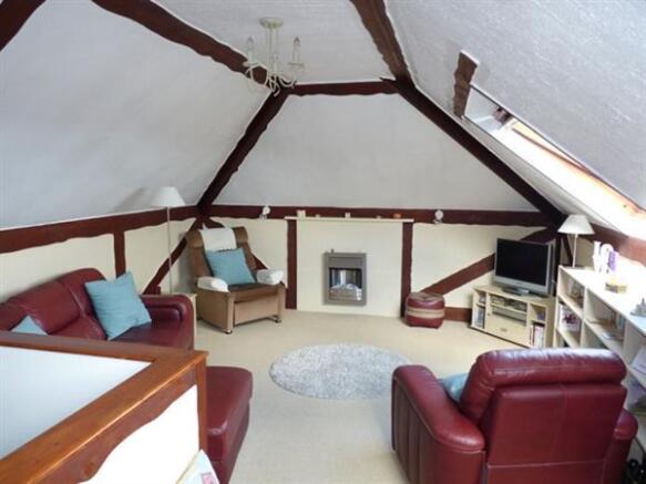 FIRST FLOOR SITTING ROOM