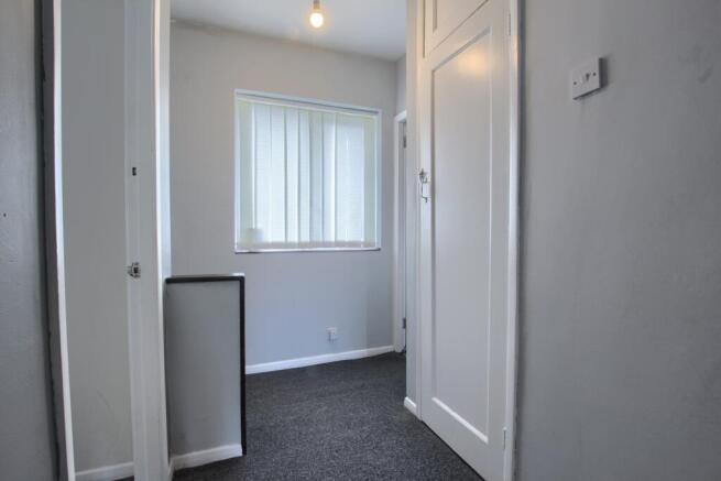 3 bed Semi-Detached for sale Image 8