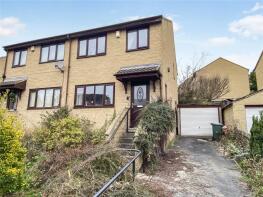 11, Becks Court, Earlsheaton, Dewsbury WF12 8BL
