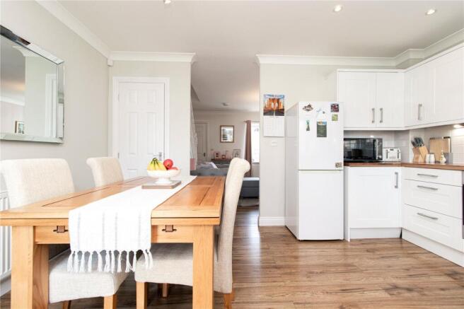 3 bed Semi-Detached for sale Image 7