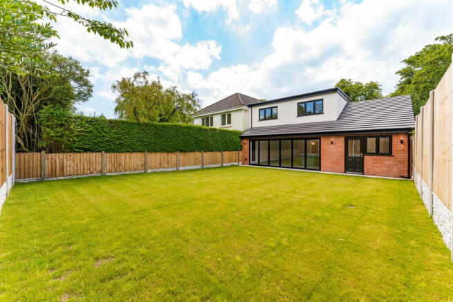 23 long lane-4
