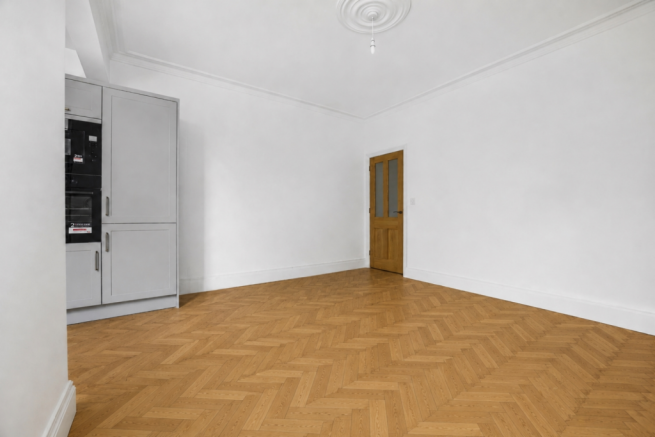 4 bed Terraced for sale Image 6
