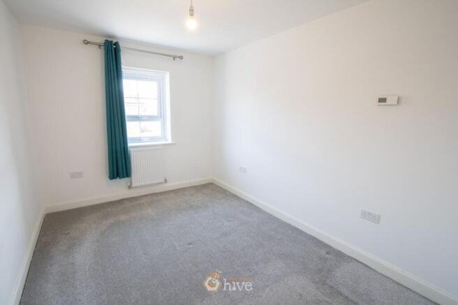 3 bed Semi-Detached for sale Image 8