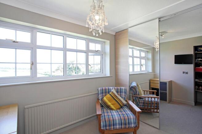 4 bed Detached for sale Image 12
