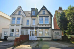 Flat 3, 17, Carlton Road South, Weymouth DT4 7PL