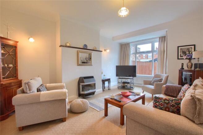 3 bed Terraced for sale Image 6