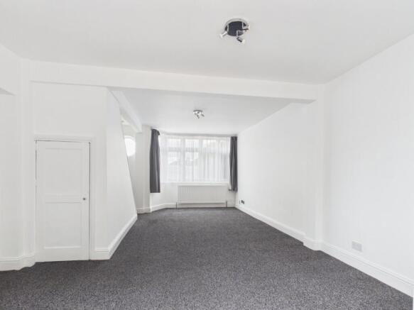 House in Feltham - View 5