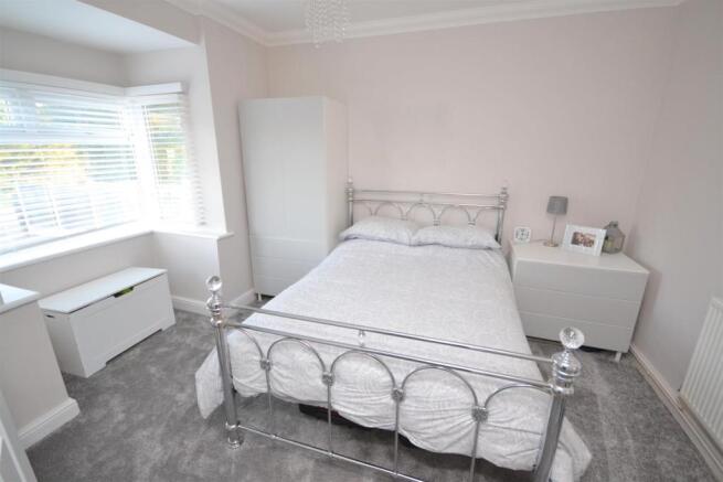 bedroom 3.JPG