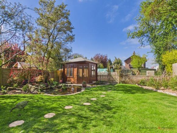 4 bed Semi-Detached for sale Image 4