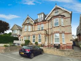 Flat 2, 4, Burnaby Road, Bournemouth BH4 8JF