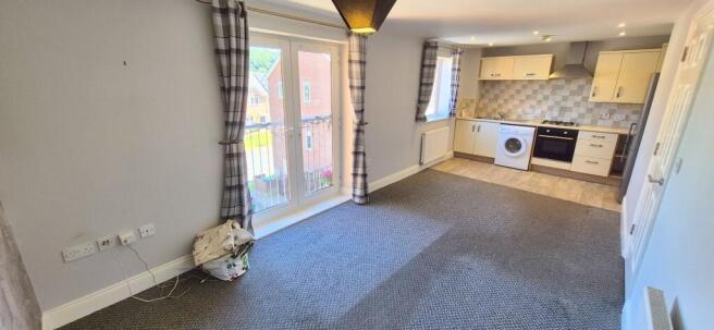 2 bed Apartment for sale Image 4