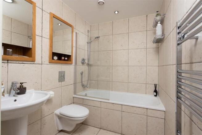2 bed Penthouse for sale Image 9