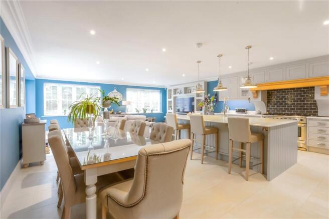Kitchen/Dining Room