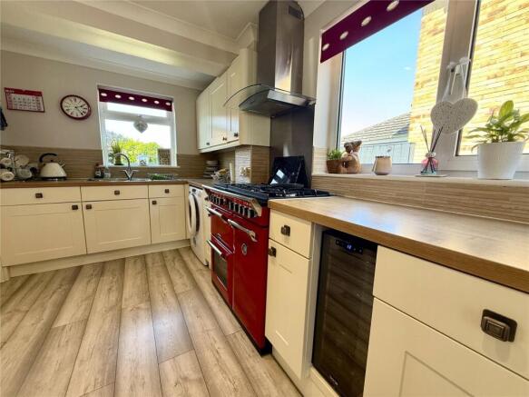 3 bed Detached for sale Image 7