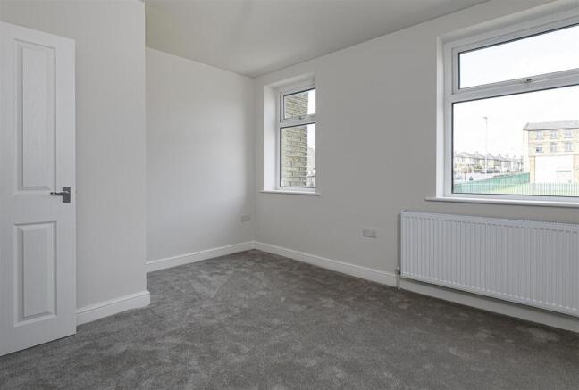 2 bed Terraced for sale Image 12