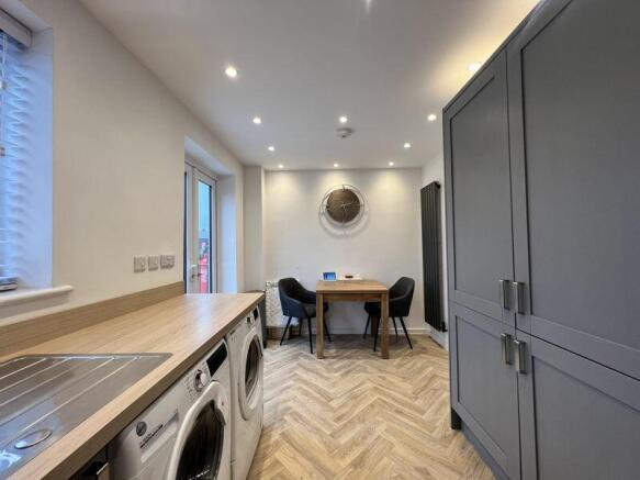 Kitchen Diner 