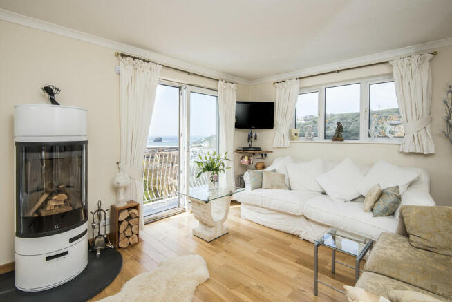 First Floor Loung...