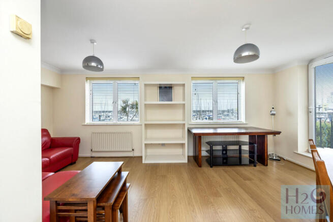 The Strand, Merto...