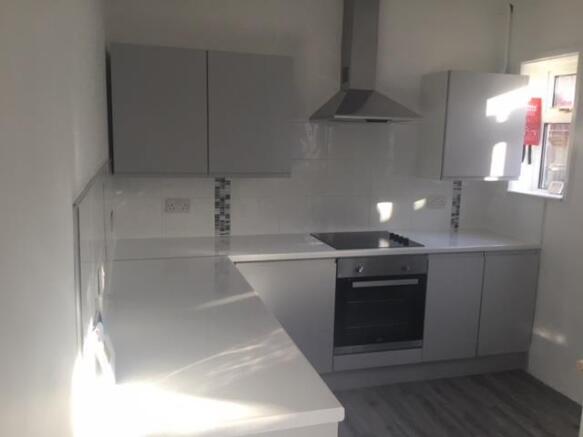 3 bed Terraced to rent Image 4