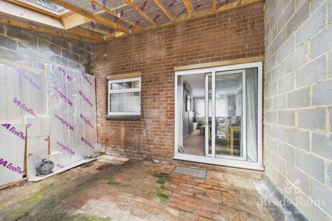 3 bed Semi-Detached for sale Image 10