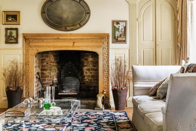 house. estate agency Cranleigh Barhatch Farm
