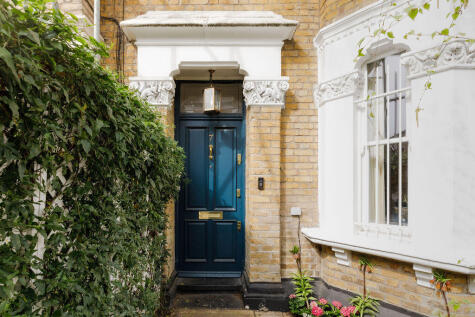 Frithville Gardens, London, W12